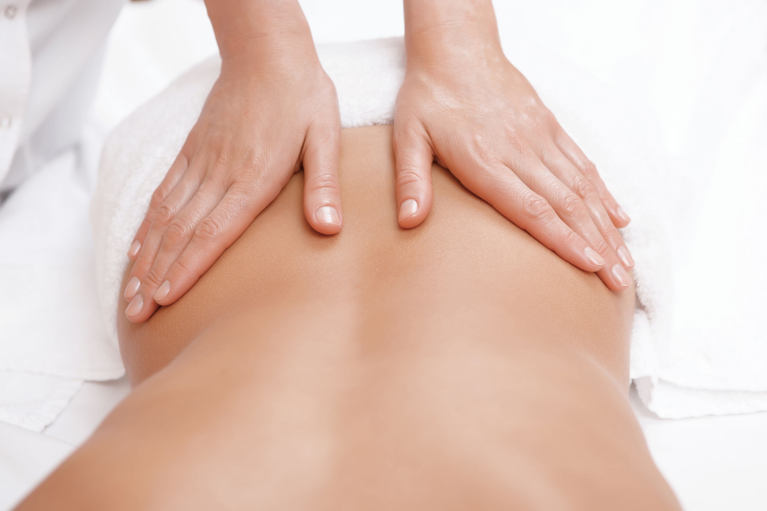 Everything you need to know about aromatherapy massage